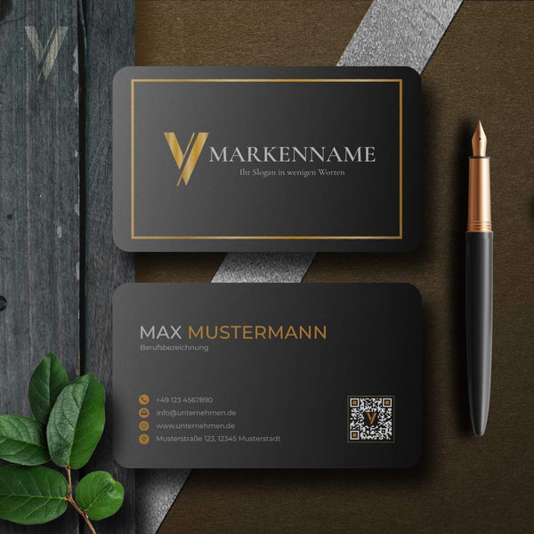 Luxuriöse Visitenkarten Vorlage in Schwarz & Gold mit Vorder- und Rückseite, Logo und QR-Code in Canva – Louvion.de