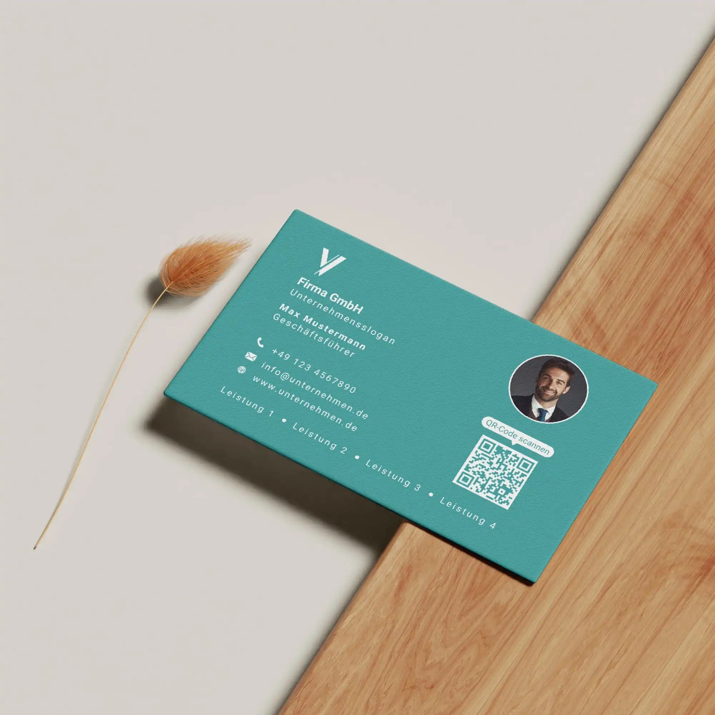 Moderne Visitenkarten Vorlage mit QR-Code, Profilbild und Kontaktdaten in Türkis für Canva – Louvion.de